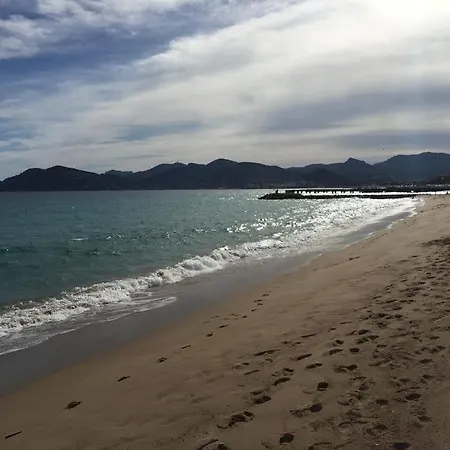 Le Üdülőközpont Cannes