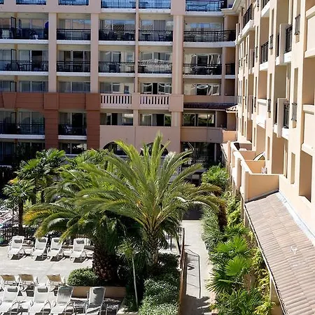 Le 2* Cannes