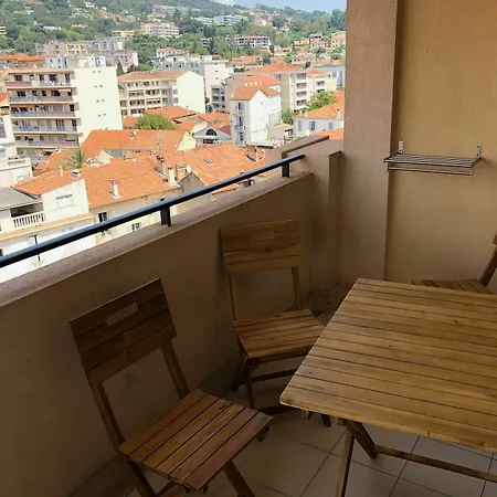 Üdülőközpont Le Cannes